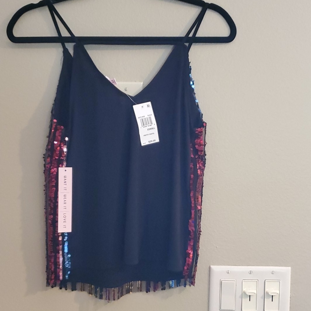 🔥NWT Colorful sequin top - Picture 3 of 5